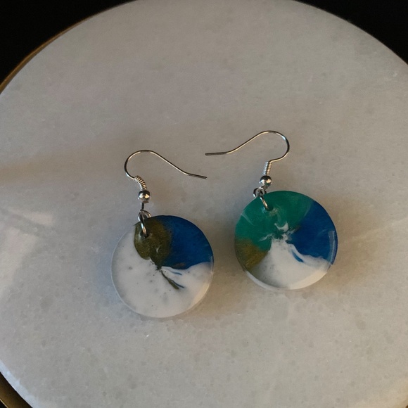 Resin Earring set - Picture 1 of 2